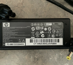 ADAPTER- SẠC HP 18.5V-3.5A-65W (Đầu Vàng) - ZIN